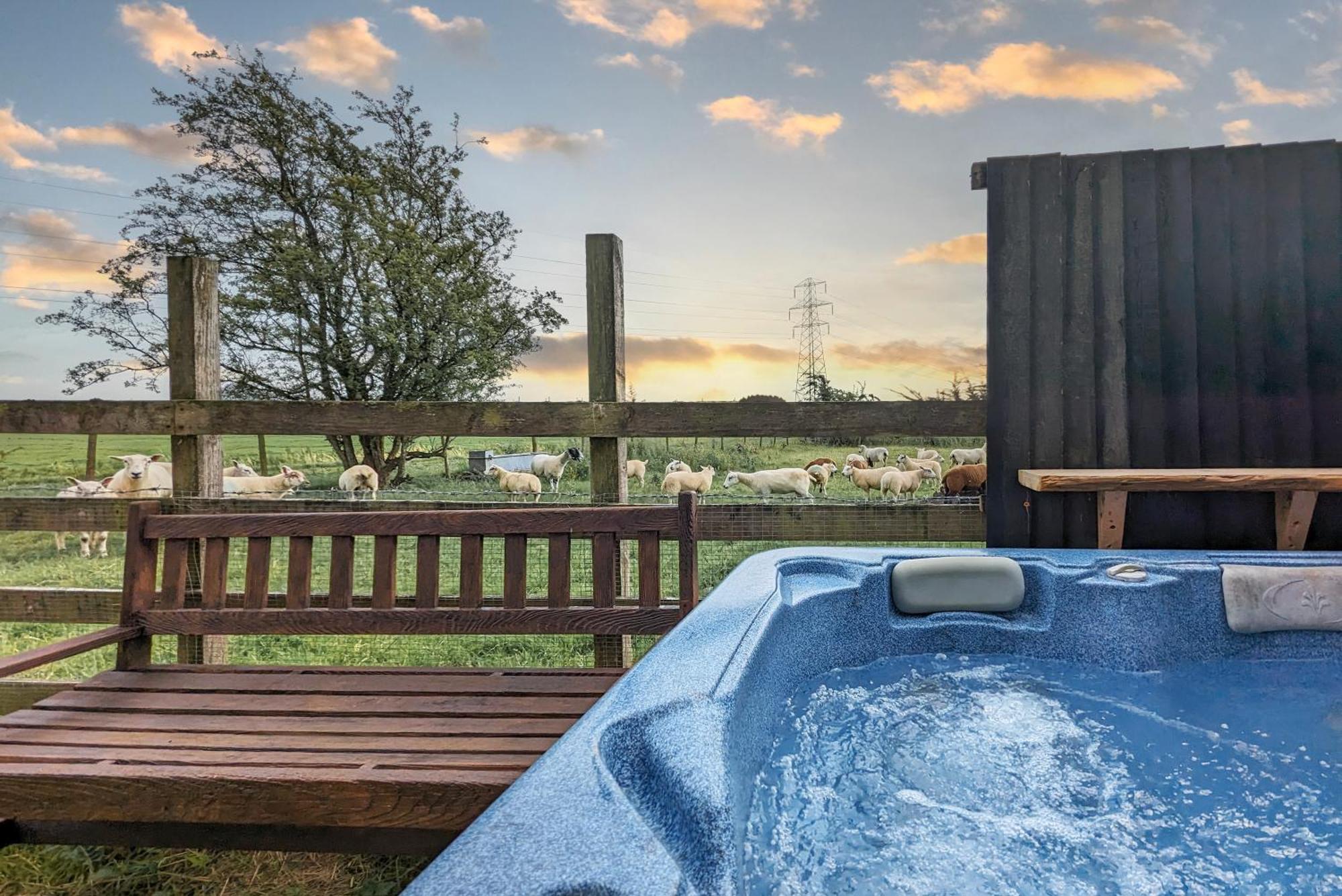 The Gilpin Farmhouse, Lake District Getaway Levens Dış mekan fotoğraf